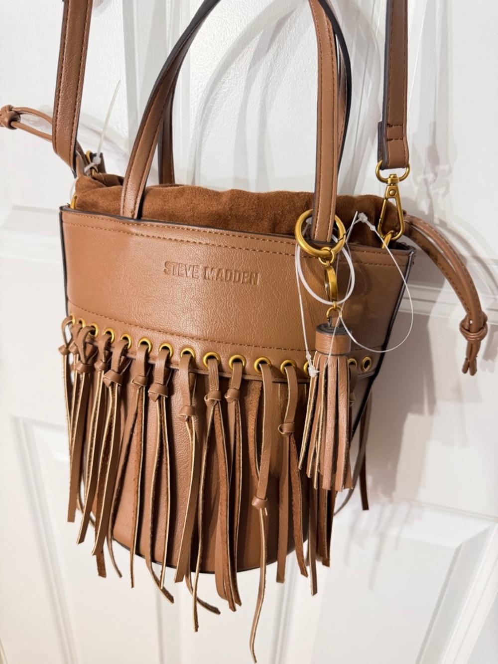 Steve Madden Tan Fringe Bucket Bag Adjustable Strap Detachable Insert Crossbody - Picture 9 of 15